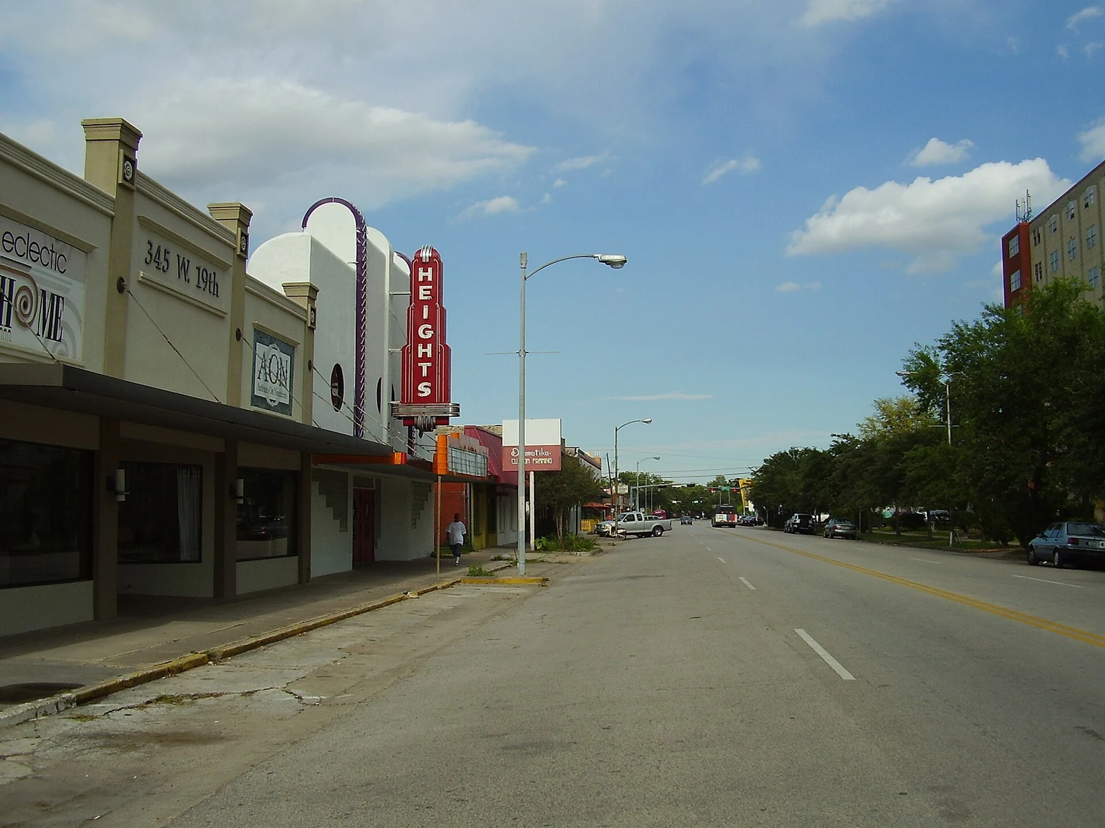 Heights Theater and the Houston Heights street